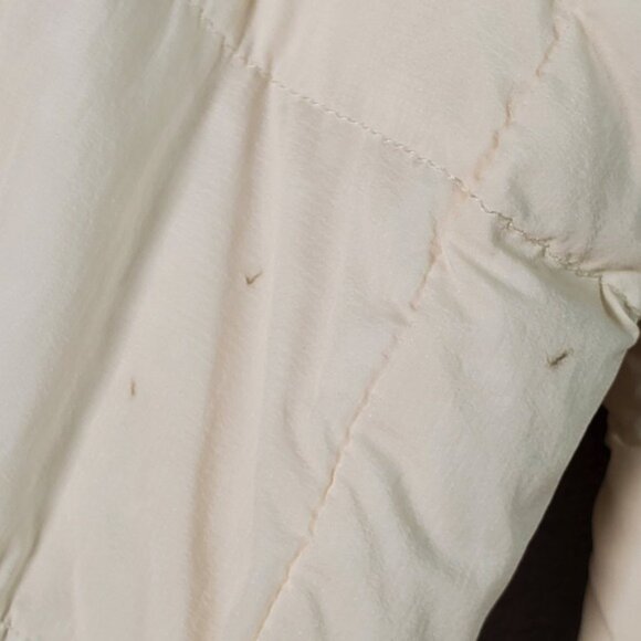 Uniqlo Ultra Light Down Puffer Jacket Womens M Cream Hooded Zip Up Gorp *READ* - Picture 4 of 13